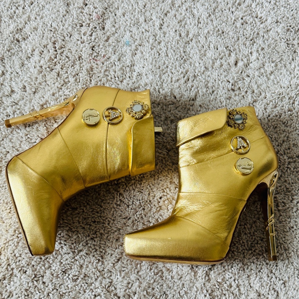 Gorgeous Anna Dello Russo Gold Genuine Leather Ankle Boots Size 40 NWOT - Picture 16 of 17